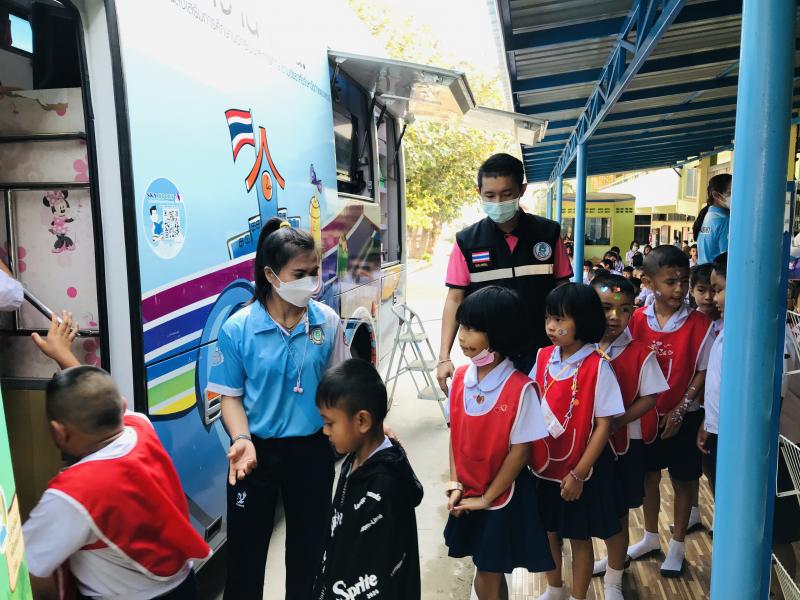 23. รถโมบายเคลื่อนที่โรงเรียนบ้านไพรสวรรค์ 23. รถโมบายเคลื่อนที่โรงเรียนบ้านไพรสวรรค์