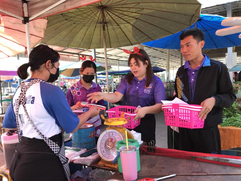 23. โครงการห้องสมุดเคลื่อนที่สำหรับชาวตลาด 23. โครงการห้องสมุดเคลื่อนที่สำหรับชาวตลาด