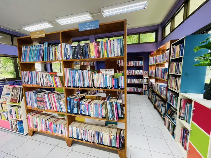 6. ห้องสมุดประชาชนอำเภอปางศิลาทอง