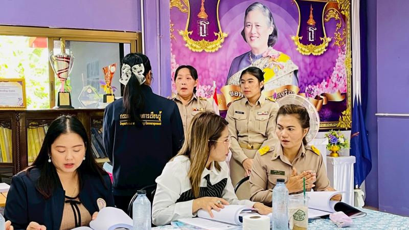 2. ได้รับการนิเทศกิจกรรม จากสำนักงานส่งเสริมการเรียนรู้ประจำจังหวัดกำแพงเพชร