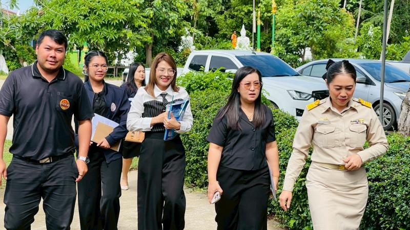 11. ได้รับการนิเทศกิจกรรม จากสำนักงานส่งเสริมการเรียนรู้ประจำจังหวัดกำแพงเพชร
