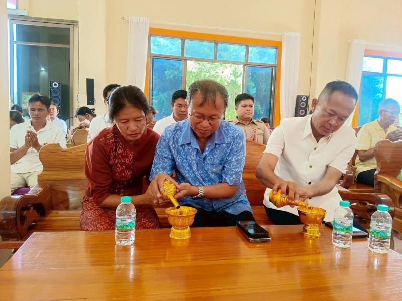 5. กิจกรรมโครงการ “ทำบุญตักบาตรในวันธรรมสวนะ อำเภอไทรงาม” 