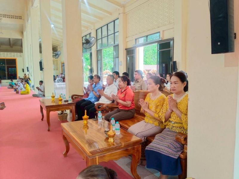 6. กิจกรรมโครงการ “ทำบุญตักบาตรในวันธรรมสวนะ อำเภอไทรงาม” 