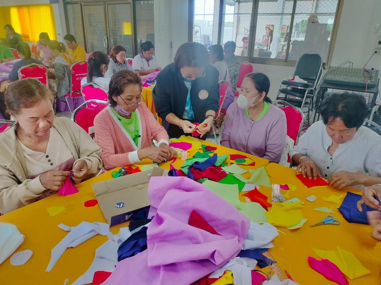 โครงการอบรมให้ความรู้ การคัดแยกขยะในครัวเรือน ในพื้นที่ตำบลหนองแม่แตง
