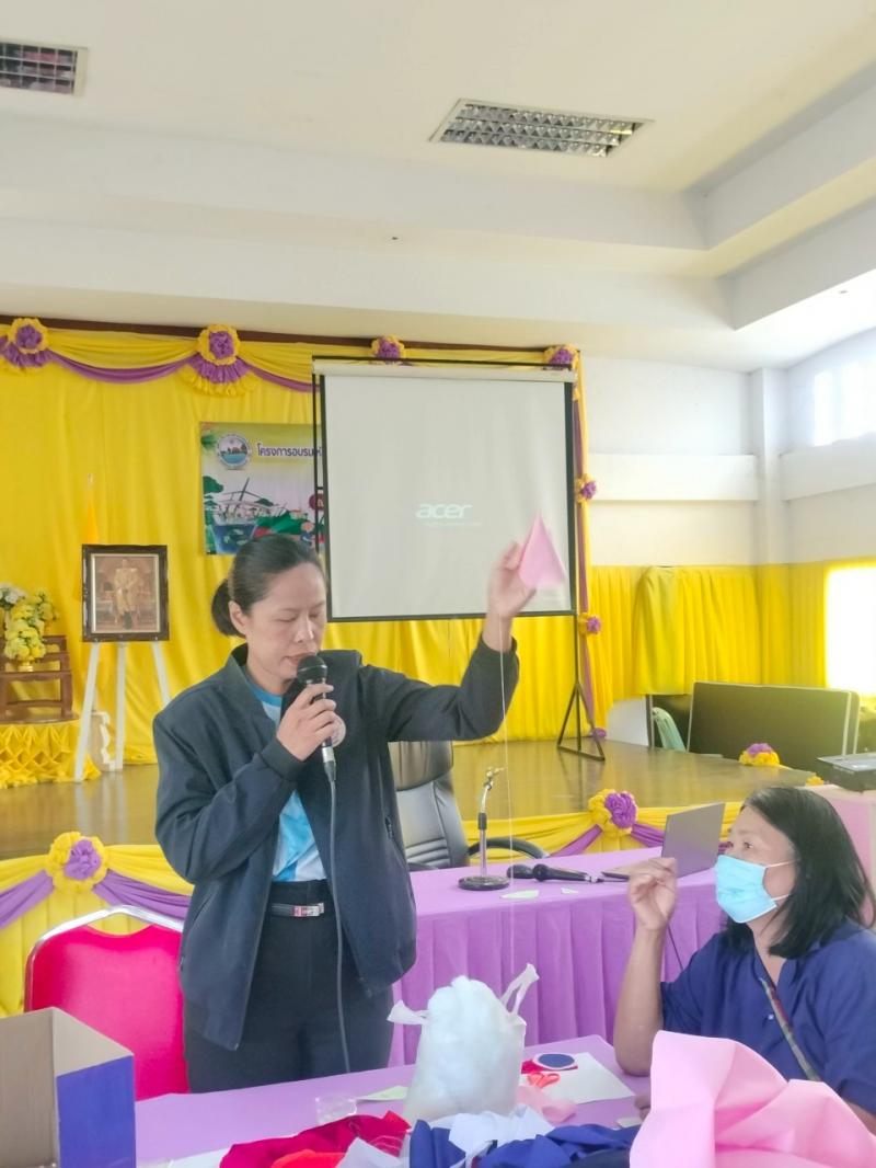 2. โครงการอบรมให้ความรู้ การคัดแยกขยะในครัวเรือน ในพื้นที่ตำบลหนองแม่แตง วันที่ 4 กรกฎาคม 2568