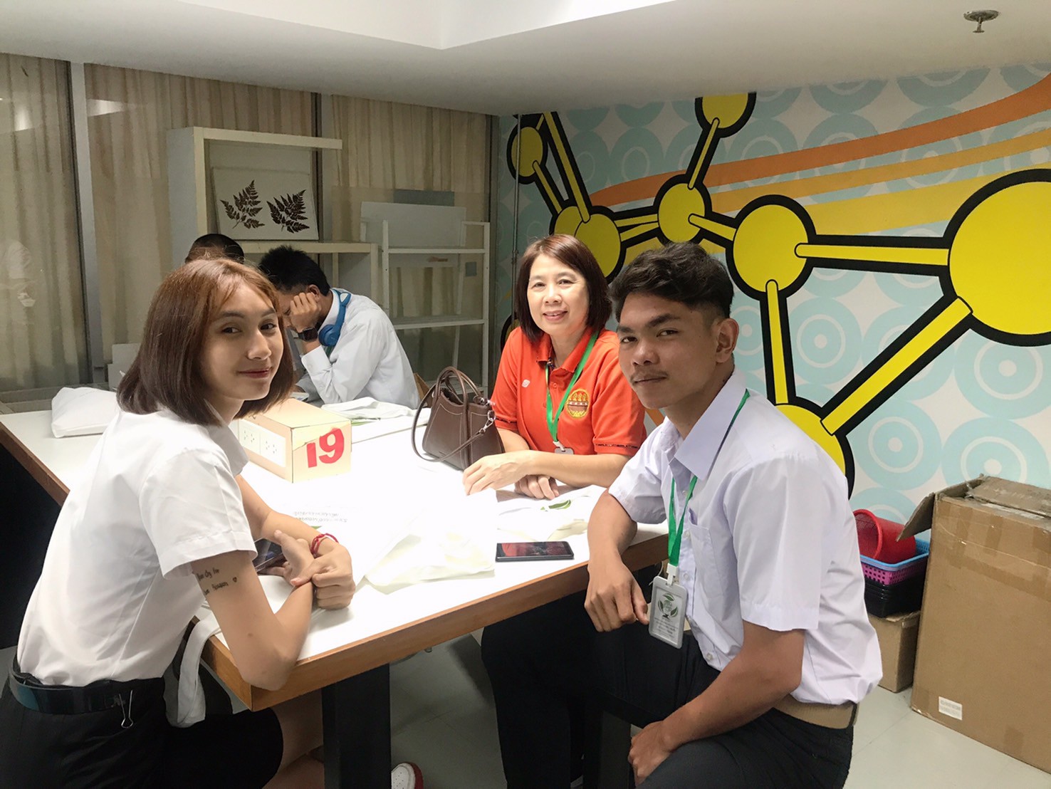 Simple Small Strong เรียบง่ายแต่ทรงพลัง