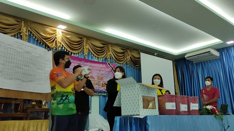 3. กปน. เอ๊ะ กศน. เอ๊ะๆ กศน.อำเภอบึงสามัคคี ร่วมส่งเสริมประชาธิปไตยไปเป็น กกต. และ กปน.