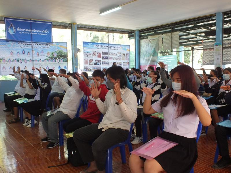 10. กศน.อำเภอบึงสามัคคีต้อง 