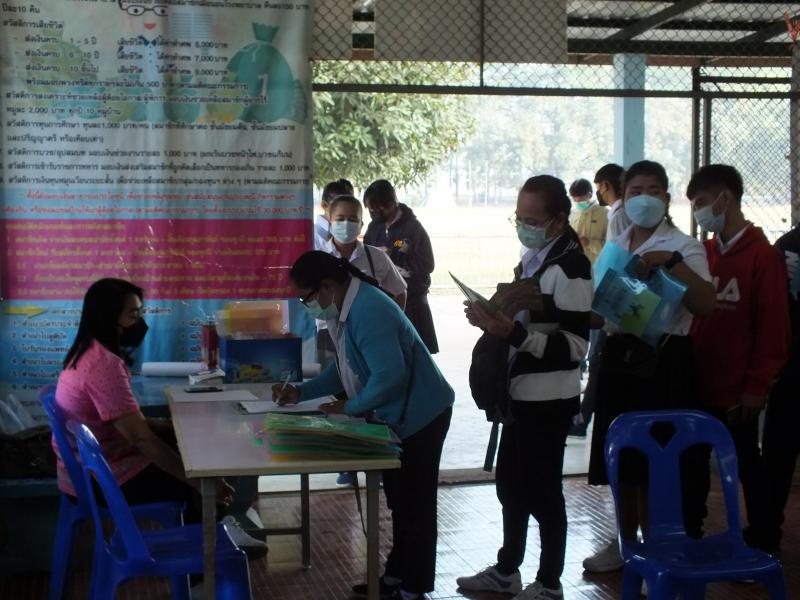 11. กศน.อำเภอบึงสามัคคีต้อง 