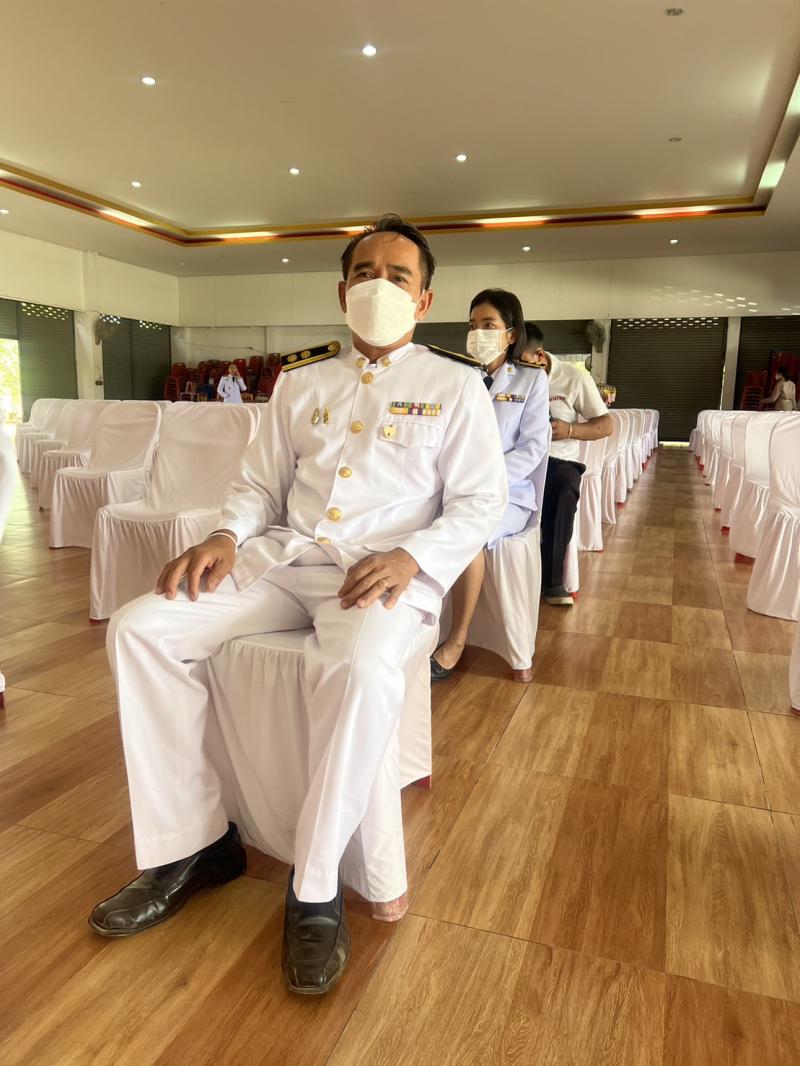 12. พิธีทอดผ้าป่าเพื่อน้อมเกล้าน้อมกระหม่อมถวายพระราชกุศล