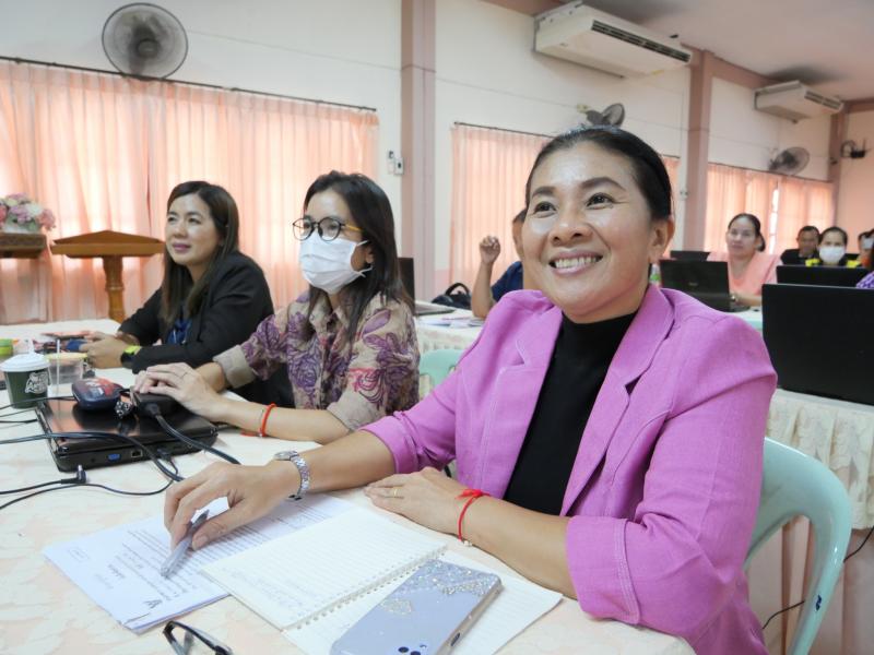 24. สกร.อำเภอบึงขับเคลื่อน C-Smart ในงานการศึกษาต่อเนื่อง
