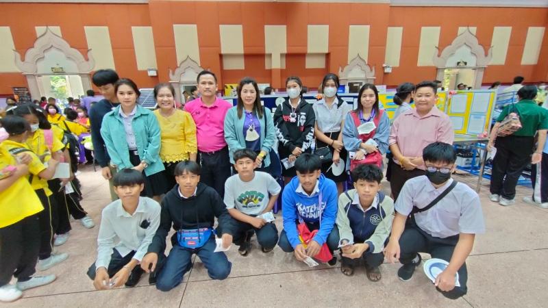 10. ทัศนศึกษา SCIENCE WORLD