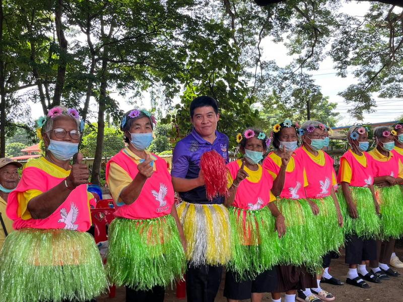 6. สกร.อำเภอบึงสามัคคี ประสานพลังเครือข่ายสาธารณสุข ร้อง เต้น เล่น กีฬา