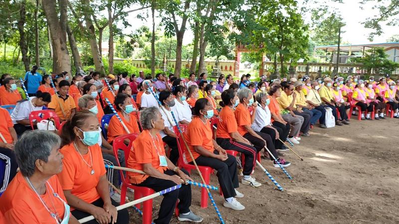 34. สกร.อำเภอบึงสามัคคี ประสานพลังเครือข่ายสาธารณสุข ร้อง เต้น เล่น กีฬา