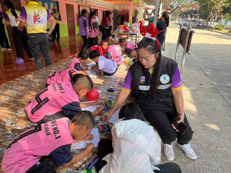 8. ศ.ค.ส.ปันสุข สนุกกับการเรียนรู้ กับ สกร.อำเภอบึงสามัคคี 