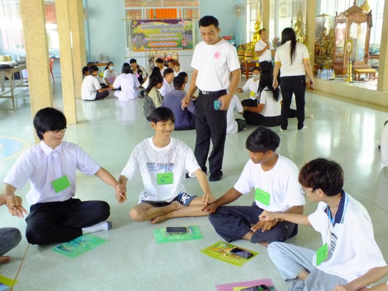 11. สกร.อำเภอบึงสามัคคี สร้างคุณธรรมนำวินัย ต้านภัยยาเสพติด