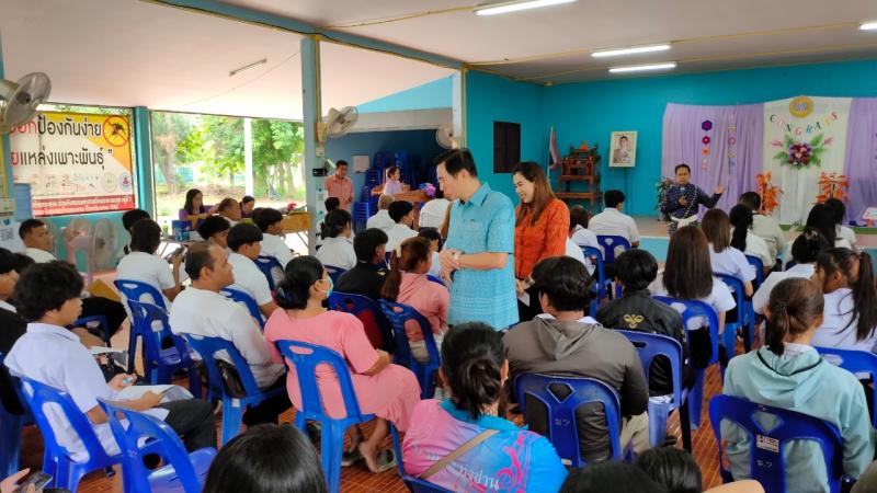 3. สกร.อำเภอบึงสามัคคี ตบเท้า  นักศึกษาต้องรู้ สู่เส้นชัย