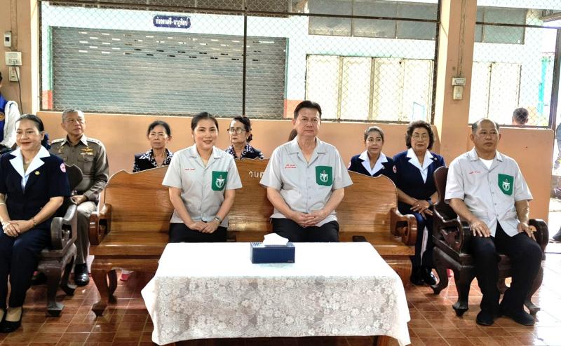 18. หน่วยบำบัดทุกข์ บำรุงสุข สร้างรอยยิ้มให้กับประชาชน