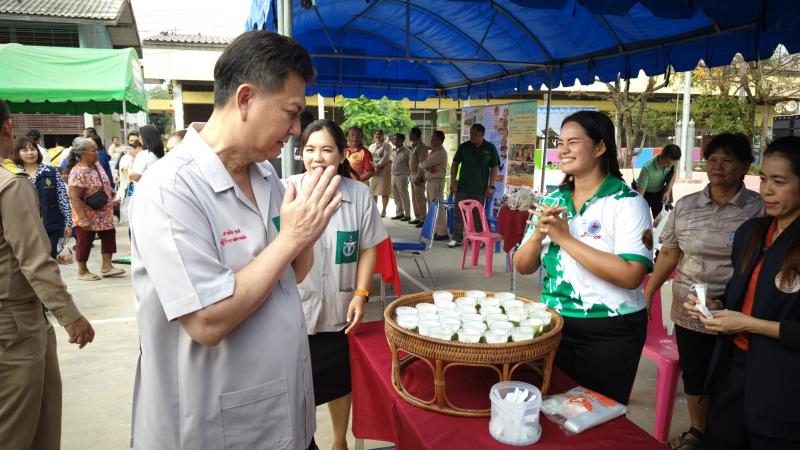 23. หน่วยบำบัดทุกข์ บำรุงสุข สร้างรอยยิ้มให้กับประชาชน