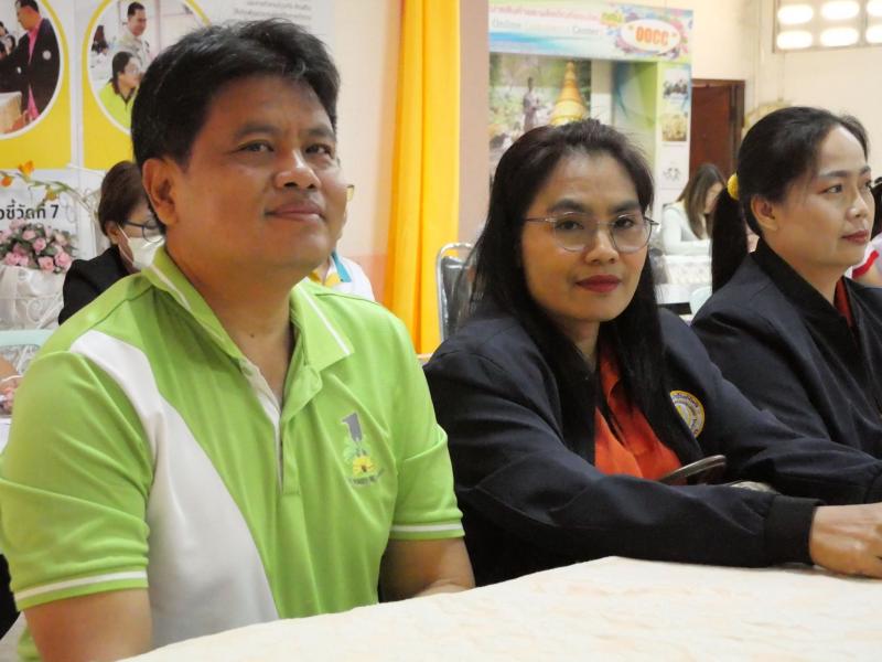 4. ขับเคลื่อนเตรียมความพร้อมประเมินสถานศึกษาพอเพียง