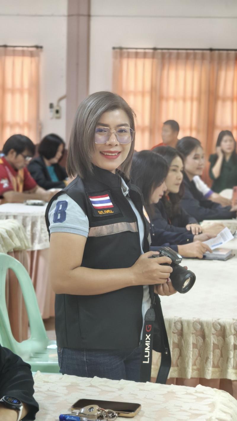 14. ขับเคลื่อนเตรียมความพร้อมประเมินสถานศึกษาพอเพียง