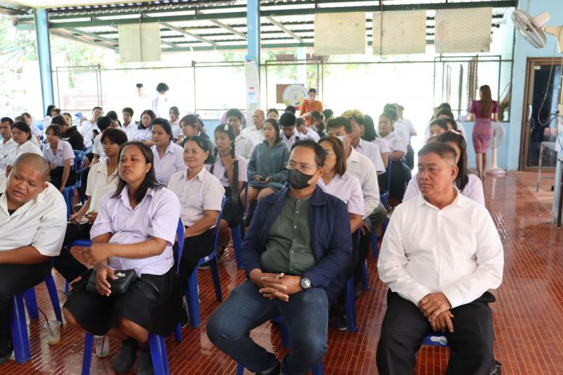 2. ปฐมนิเทศนักศึกษา และร่วมแสดงความยินดีกับนักศึกษาที่สำเร็จการศึกษา