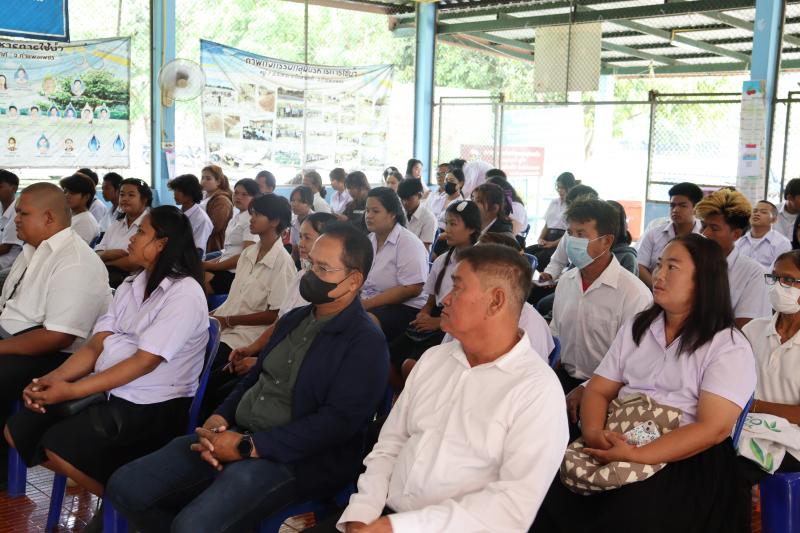 1. ปฐมนิเทศนักศึกษา และร่วมแสดงความยินดีกับนักศึกษาที่สำเร็จการศึกษา