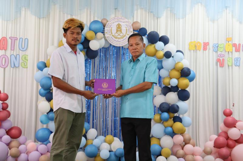 19. ปฐมนิเทศนักศึกษา และร่วมแสดงความยินดีกับนักศึกษาที่สำเร็จการศึกษา