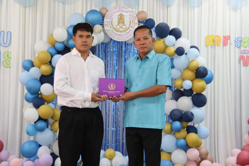 27. ปฐมนิเทศนักศึกษา และร่วมแสดงความยินดีกับนักศึกษาที่สำเร็จการศึกษา