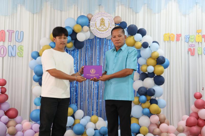 30. ปฐมนิเทศนักศึกษา และร่วมแสดงความยินดีกับนักศึกษาที่สำเร็จการศึกษา