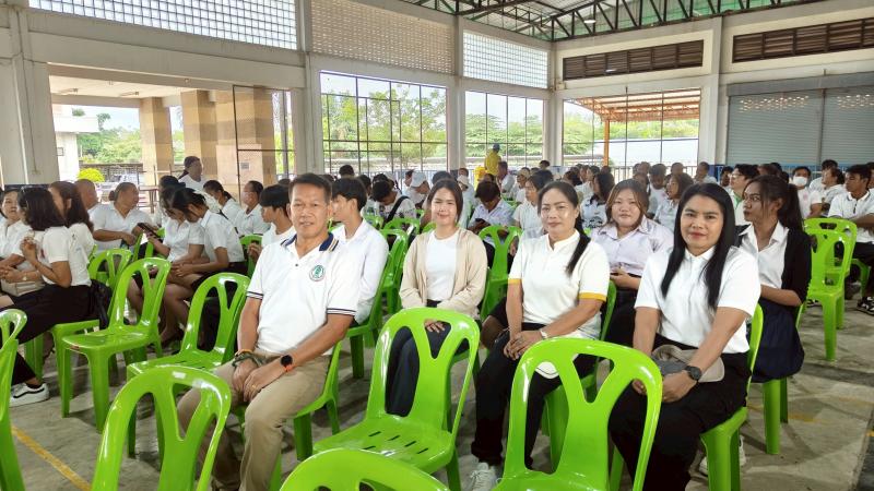 8. สกร.ร่วมกิจกรรมเดินรณรงค์วันยาเสพติดโลก