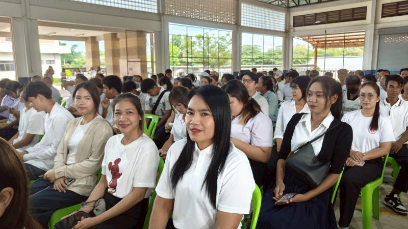 10. สกร.ร่วมกิจกรรมเดินรณรงค์วันยาเสพติดโลก