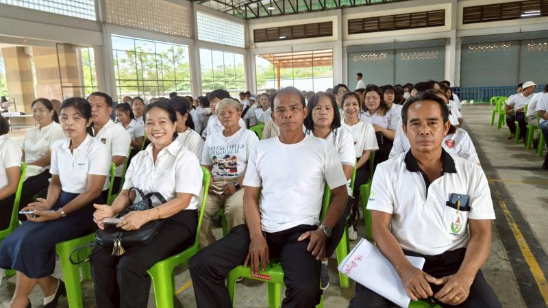 11. สกร.ร่วมกิจกรรมเดินรณรงค์วันยาเสพติดโลก