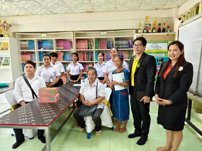 1. สกร.ระดับอำเภอบึงสามัคคี เข้ารับการประเมินสถานศึกษาพอเพียง