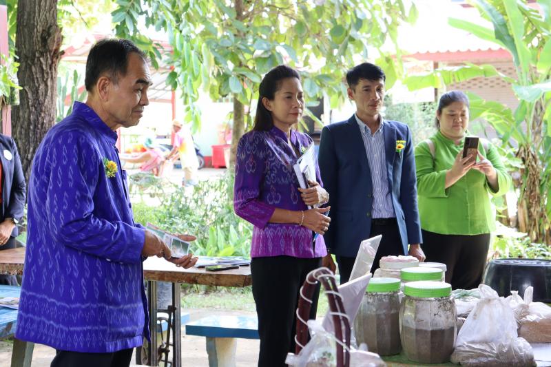 61. สกร.ระดับอำเภอบึงสามัคคี เข้ารับการประเมินสถานศึกษาพอเพียง