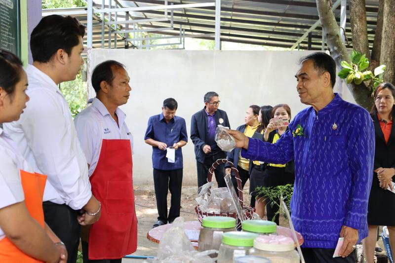 62. สกร.ระดับอำเภอบึงสามัคคี เข้ารับการประเมินสถานศึกษาพอเพียง