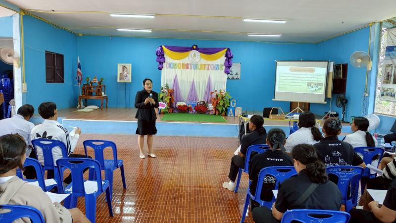 47. ยินดีกับนักศึกษาที่สำเร็จการศึกษา