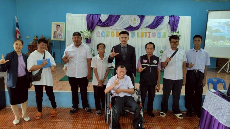 14. ปฐมนิเทศและมอบวุฒิการศึกษา