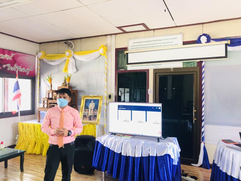 4. โครงการพัฒนาศักยภาพผู้บริหาร ครู และบุคลากร พัฒนาศักยภาพและทักษะความสามารถด้านเทคโนโลยีดิจิทัล โดยการใช้งาน Google Apps