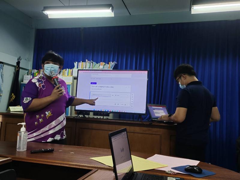 4. โครงการอบรมเชิงปฏิบัติการทำแผนการจัดการเรียนรู้ในรูปแบบออนไลน์และระบบดูแลช่วยเหลือผู้เรียน กศน.อำเภอเมืองกำแพงเพชร