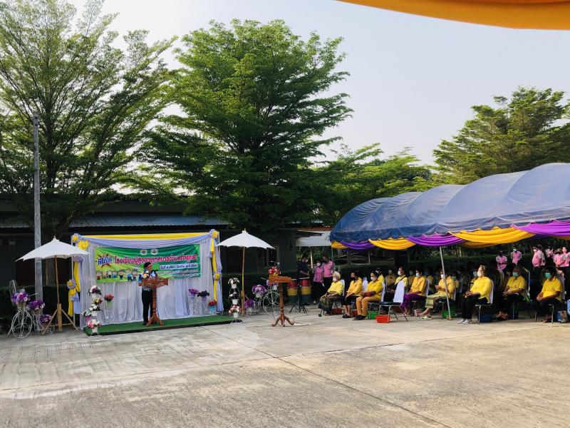 4. โรงเรียนผู้สูงอายุเทศบาลตำบลท่าพุทรา