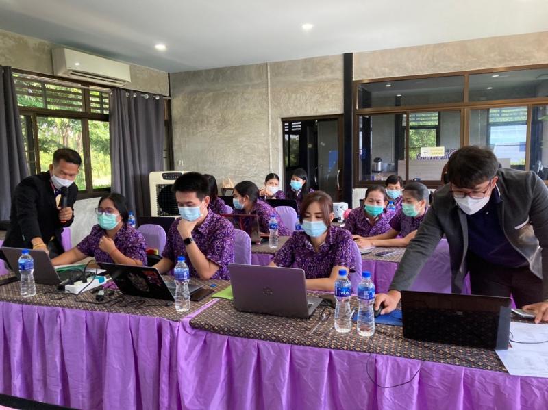 1. โครงการอบรมเชิงปฏิบัติการจัดทำโปรแกรมระบบช่วยเหลือผู้เรียน การศึกษาขั้นพื้นฐาน