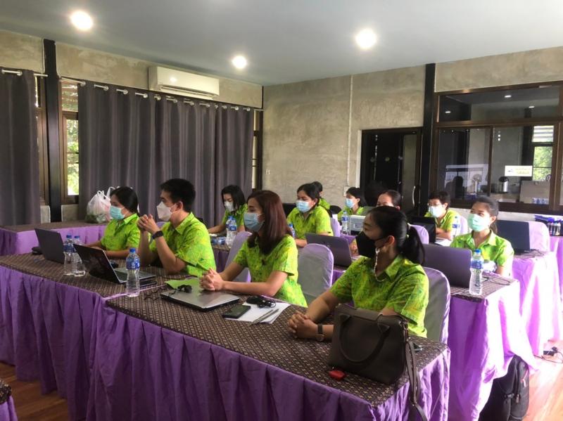 9. โครงการอบรมเชิงปฏิบัติการจัดทำโปรแกรมระบบช่วยเหลือผู้เรียน การศึกษาขั้นพื้นฐาน