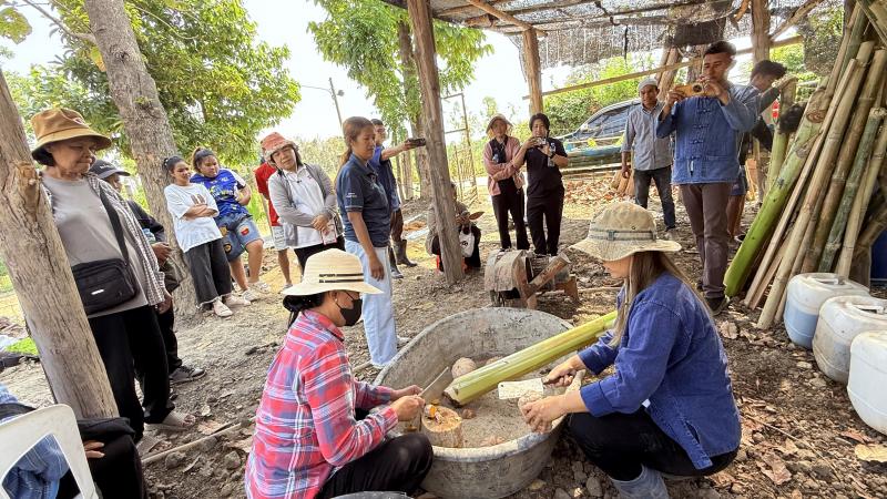35. โครงการสานต่อศาสตร์พระราชา ตามหลักปรัชญาของเศรษฐกิจพอเพียง