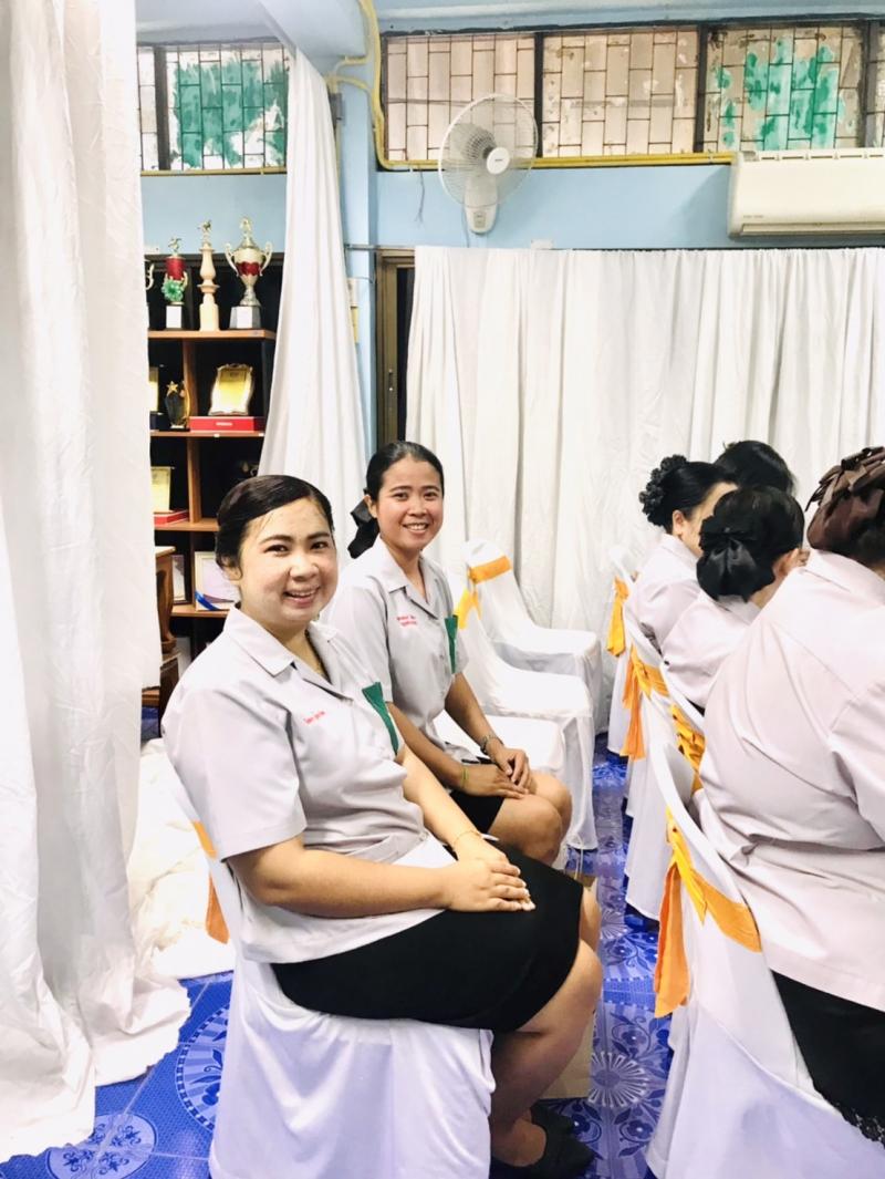 10. คลินิกเกษตรเคลื่อนที่ในพระราชานุเคราะห์ สมเด็จพระบรมโอรสาธิราชฯ สยามมกุฎราชกุมาร