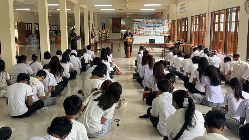 11. โครงการส่งเสริมการเรียนรู้ประวัติศาสตร์ชาติไทย และบุญคุณของพระมหากษัตริย์ไทย