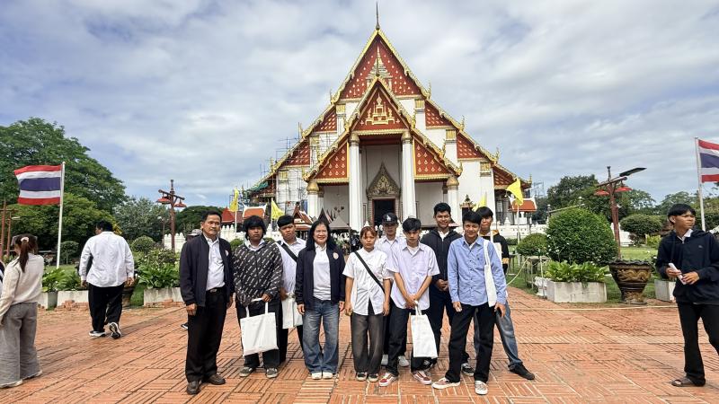 21. โครงการส่งเสริมการเรียนรู้ประวัติศาสตร์ชาติไทย และบุญคุณของพระมหากษัตริย์ไทย