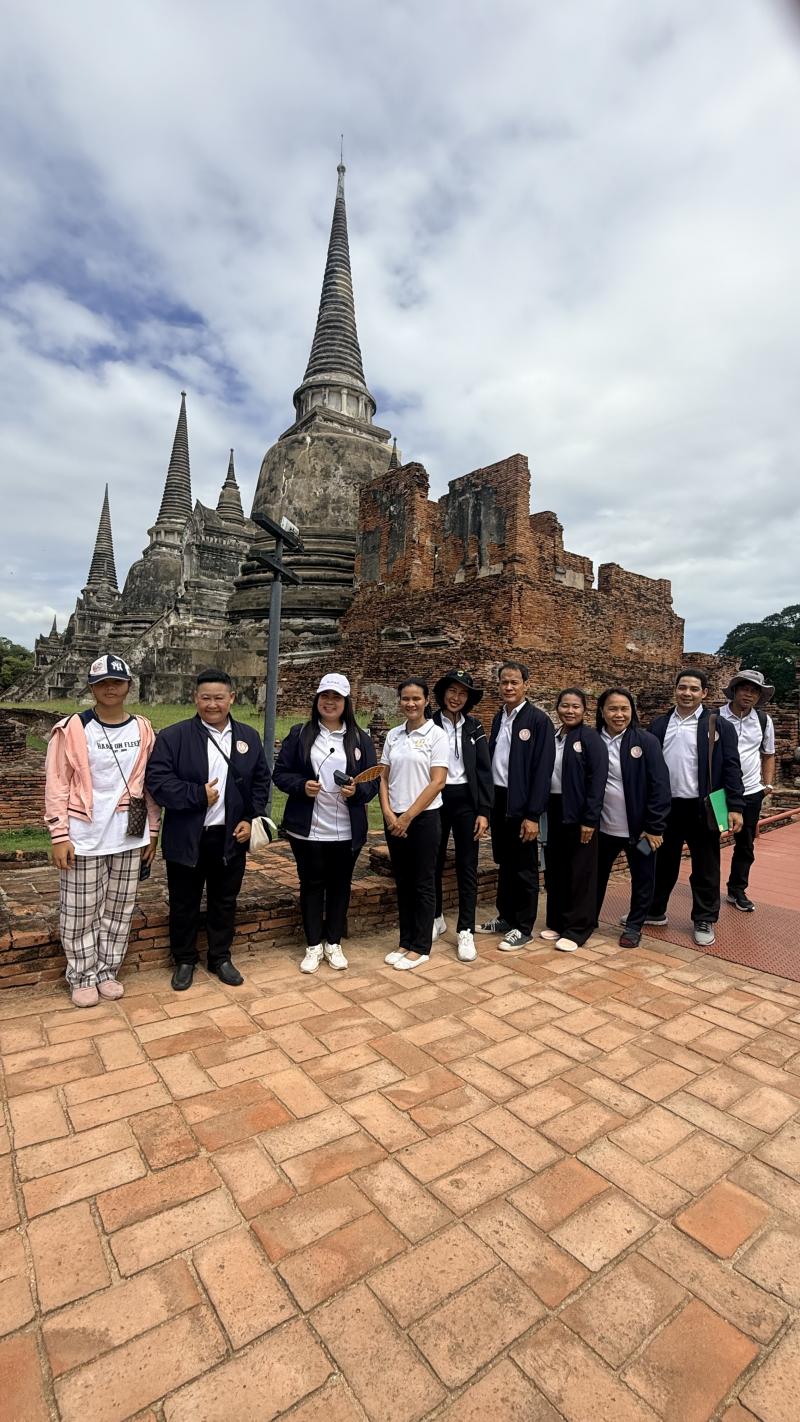 26. โครงการส่งเสริมการเรียนรู้ประวัติศาสตร์ชาติไทย และบุญคุณของพระมหากษัตริย์ไทย