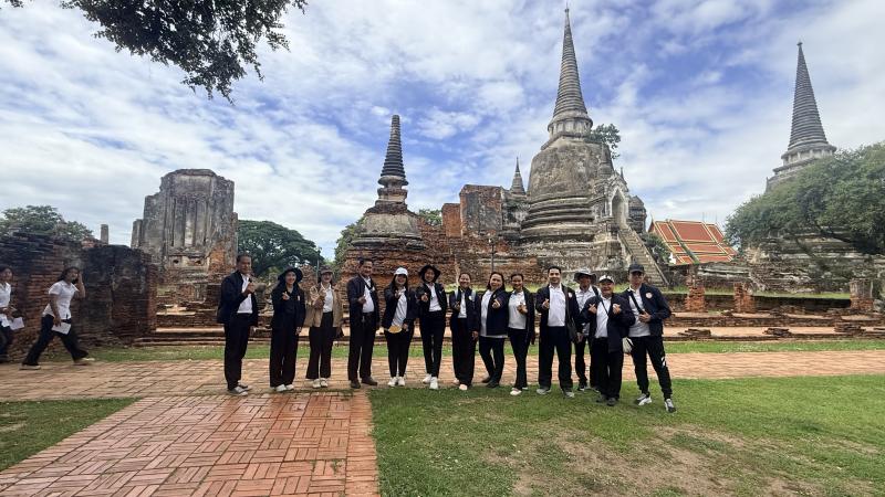 29. โครงการส่งเสริมการเรียนรู้ประวัติศาสตร์ชาติไทย และบุญคุณของพระมหากษัตริย์ไทย