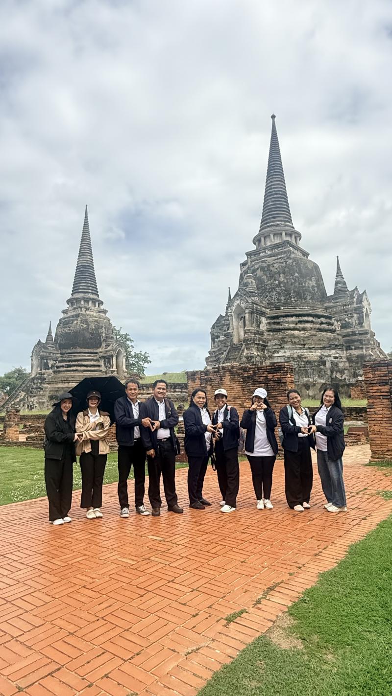 30. โครงการส่งเสริมการเรียนรู้ประวัติศาสตร์ชาติไทย และบุญคุณของพระมหากษัตริย์ไทย